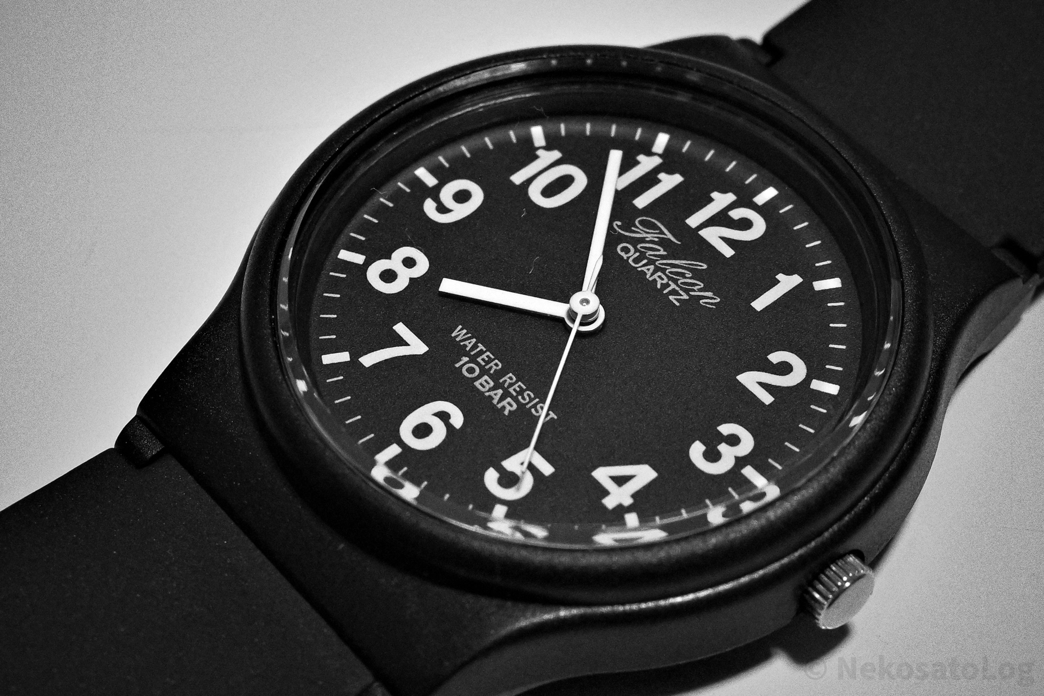 レア Apple Watch アナログ腕時計 逆回転 /黒 ブラック Apple - Apple Think Different watch 逆回転の通販 by チョコ