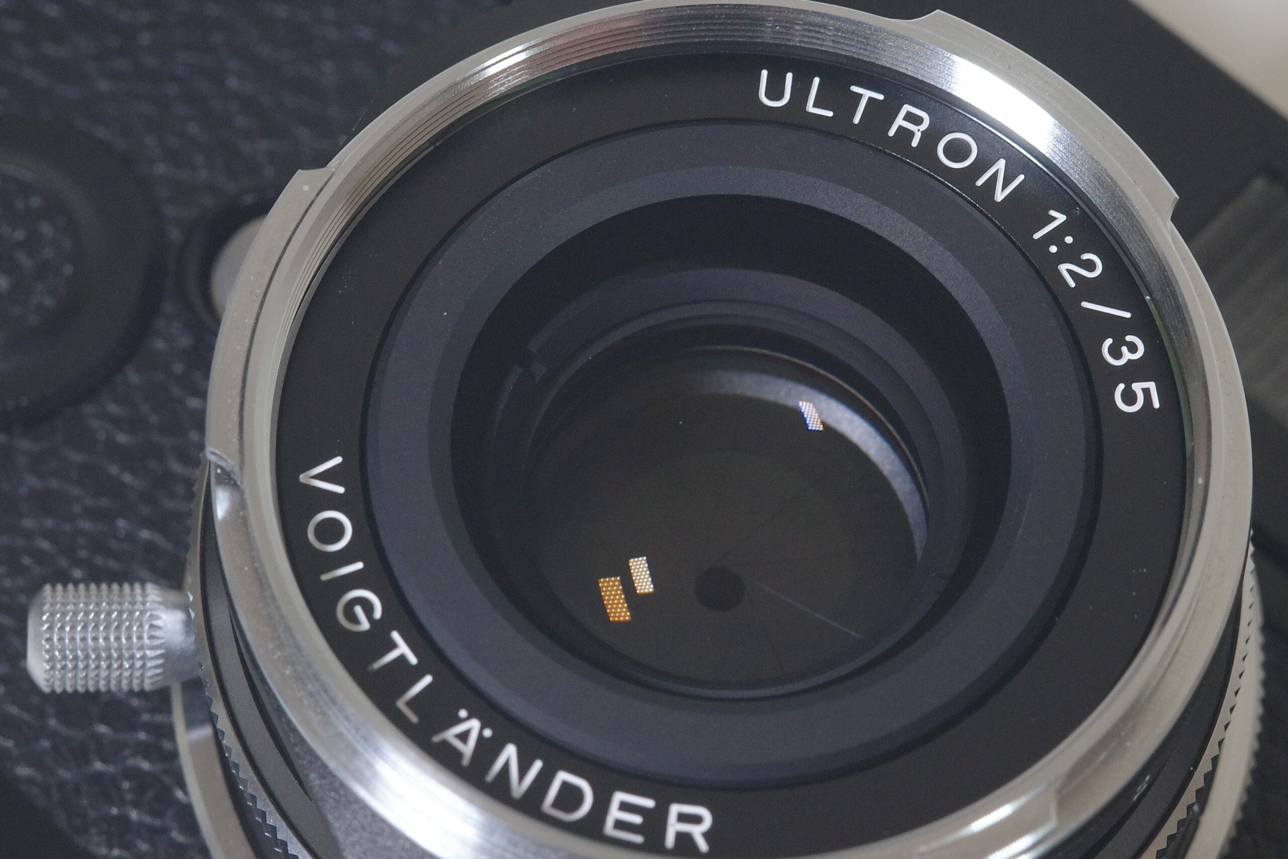 人気のクリスマスアイテムがいっぱい！ ULTRON レビュー Vintage Aspherical：描写力 F2 35mm Line レンズ(単焦点)